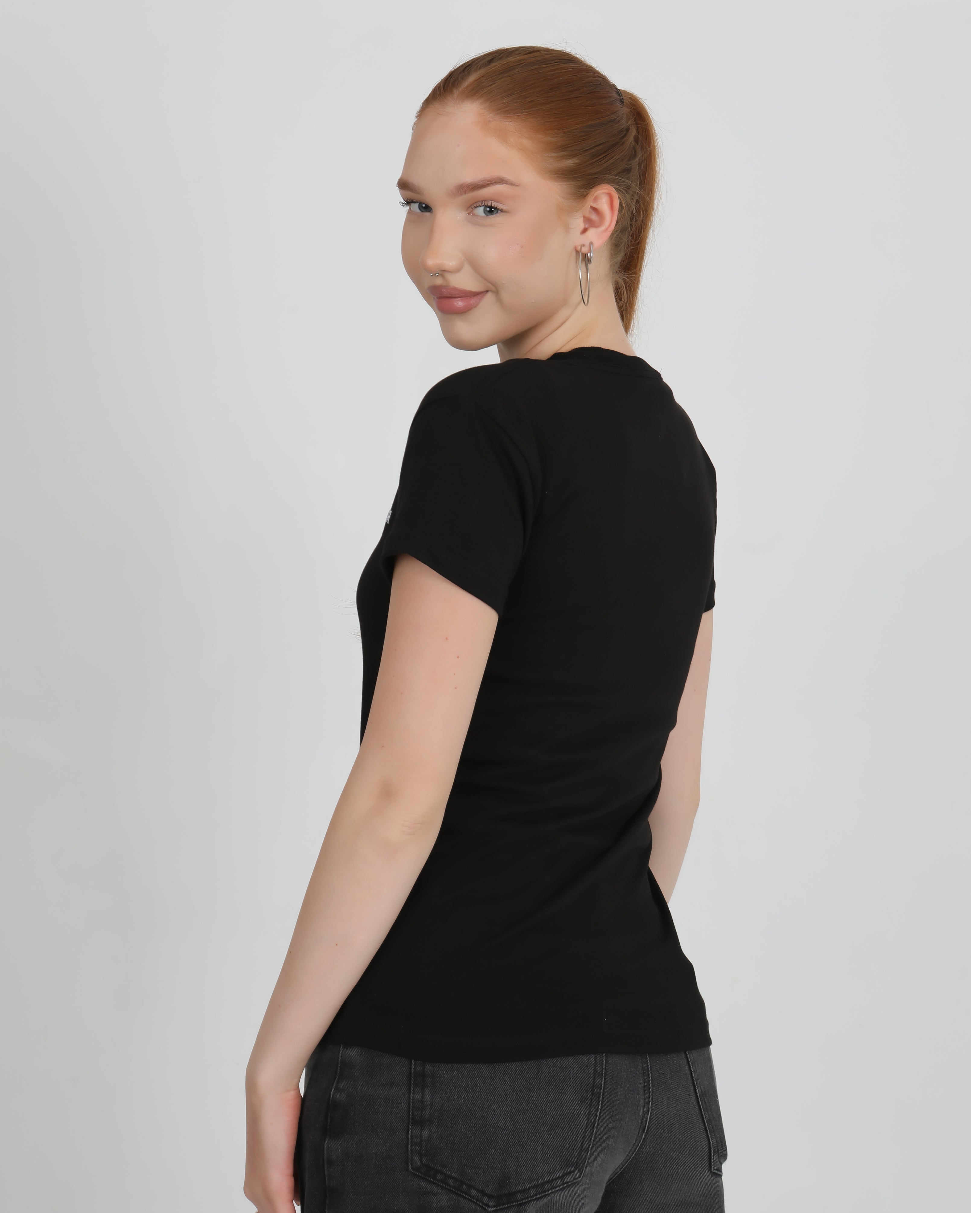 Avendor Woman T-Shirts Black