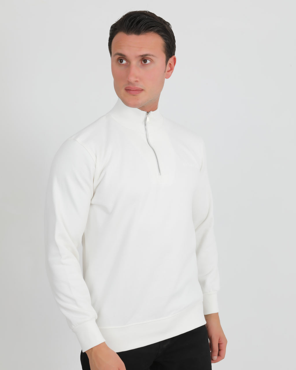Avendor Track ZIP White