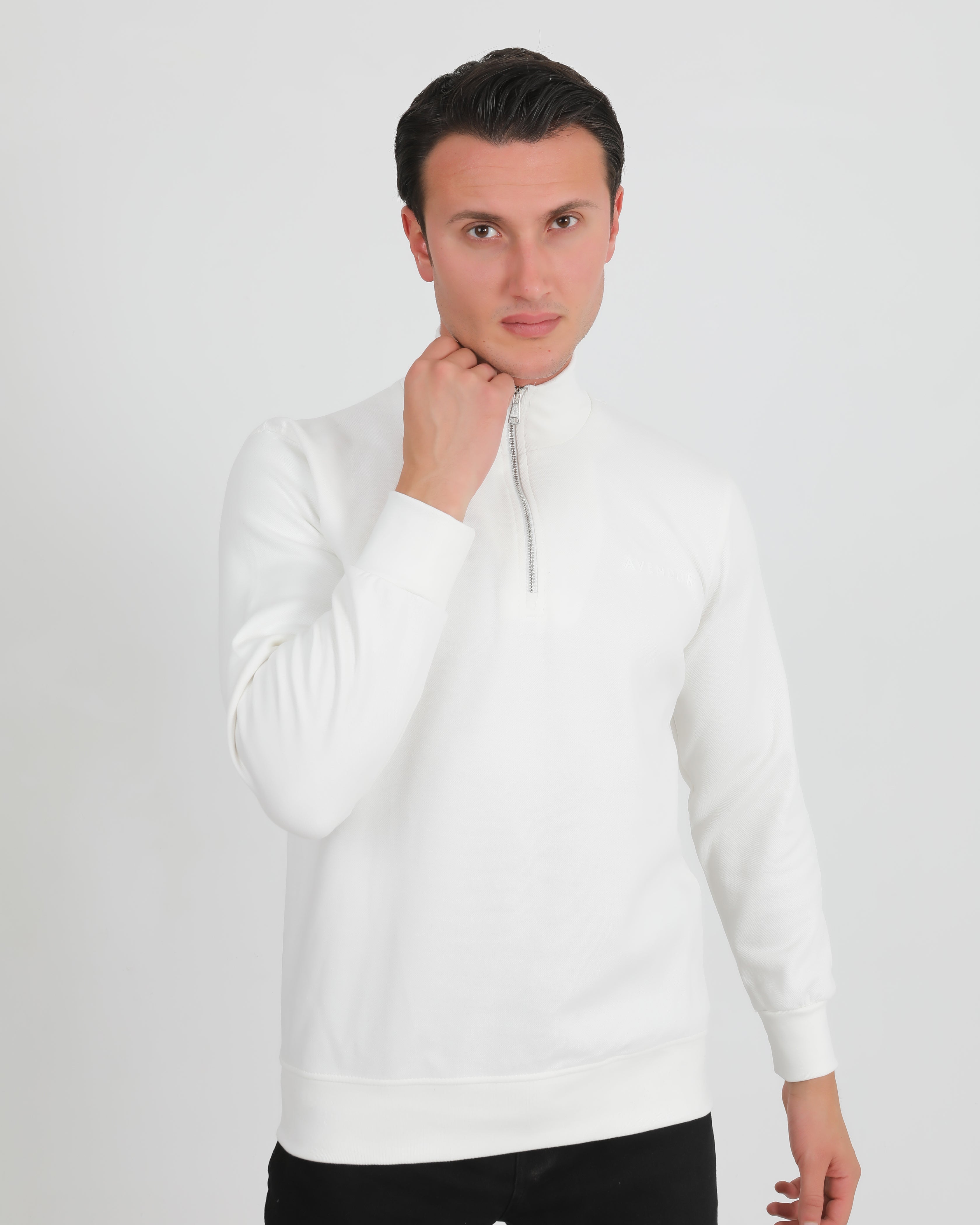 Avendor Track ZIP White