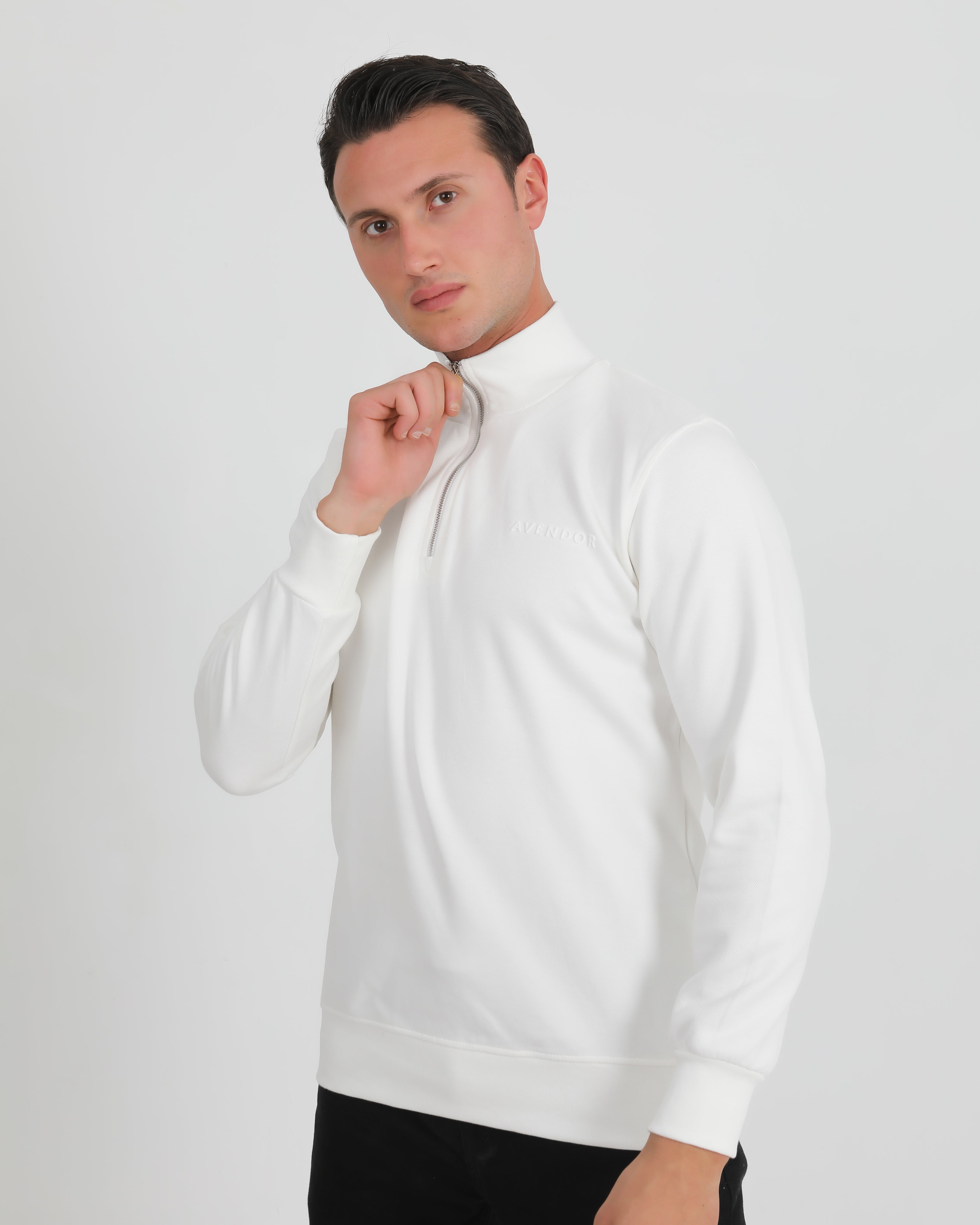 Avendor Track ZIP White