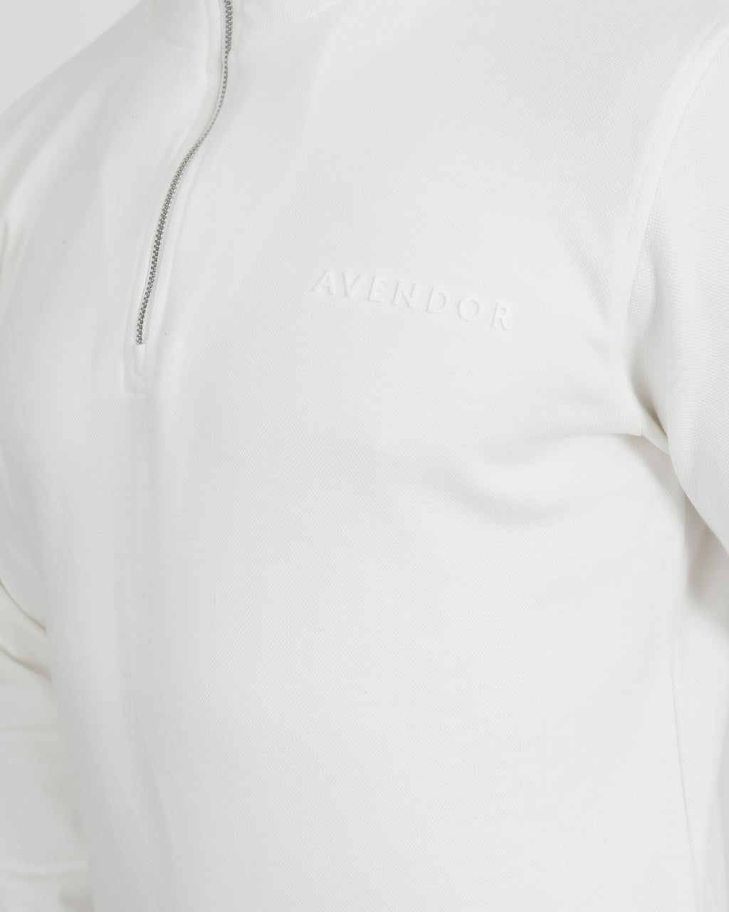 Avendor Track ZIP White