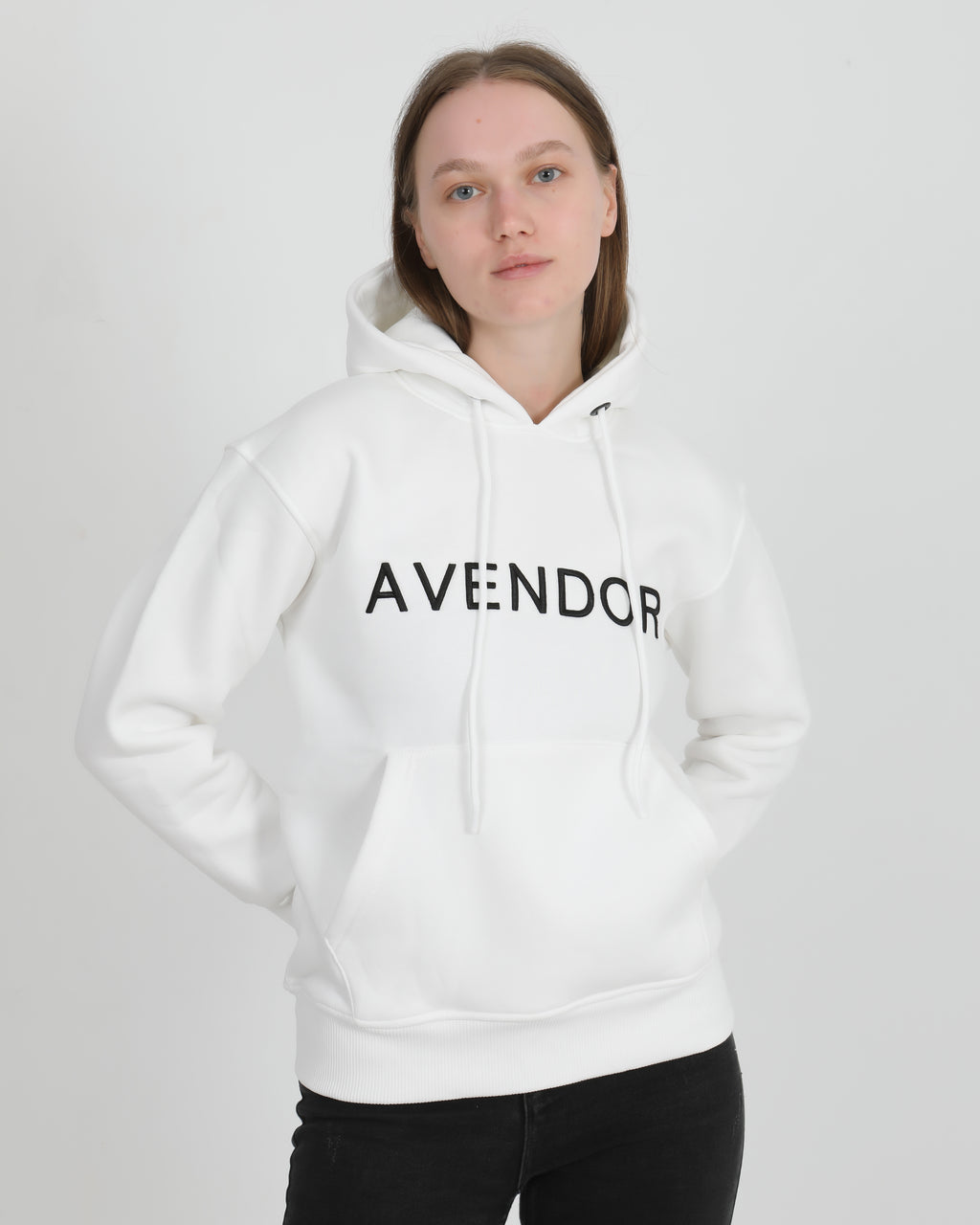 Avendor Classic Hoodies Woman White