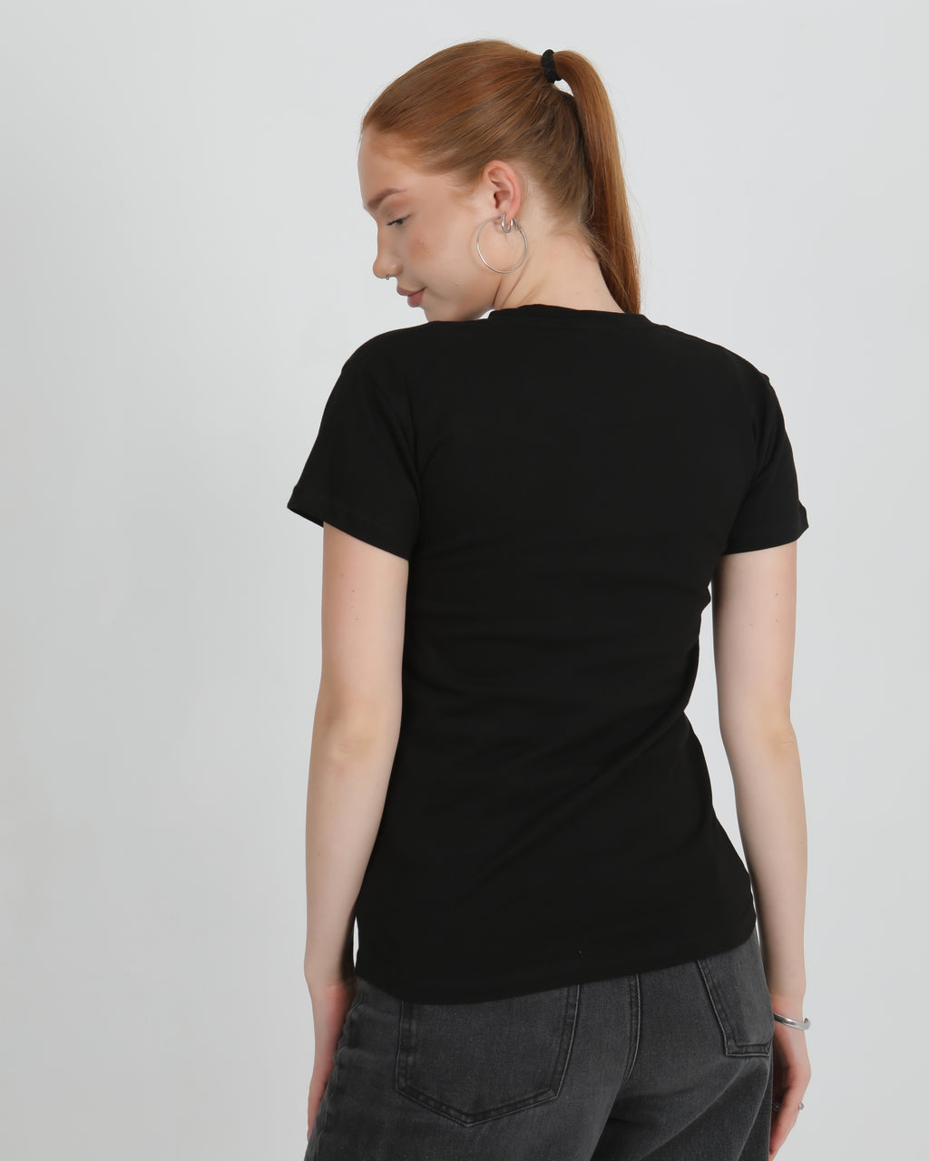 Avendor Woman T-Shirts Black