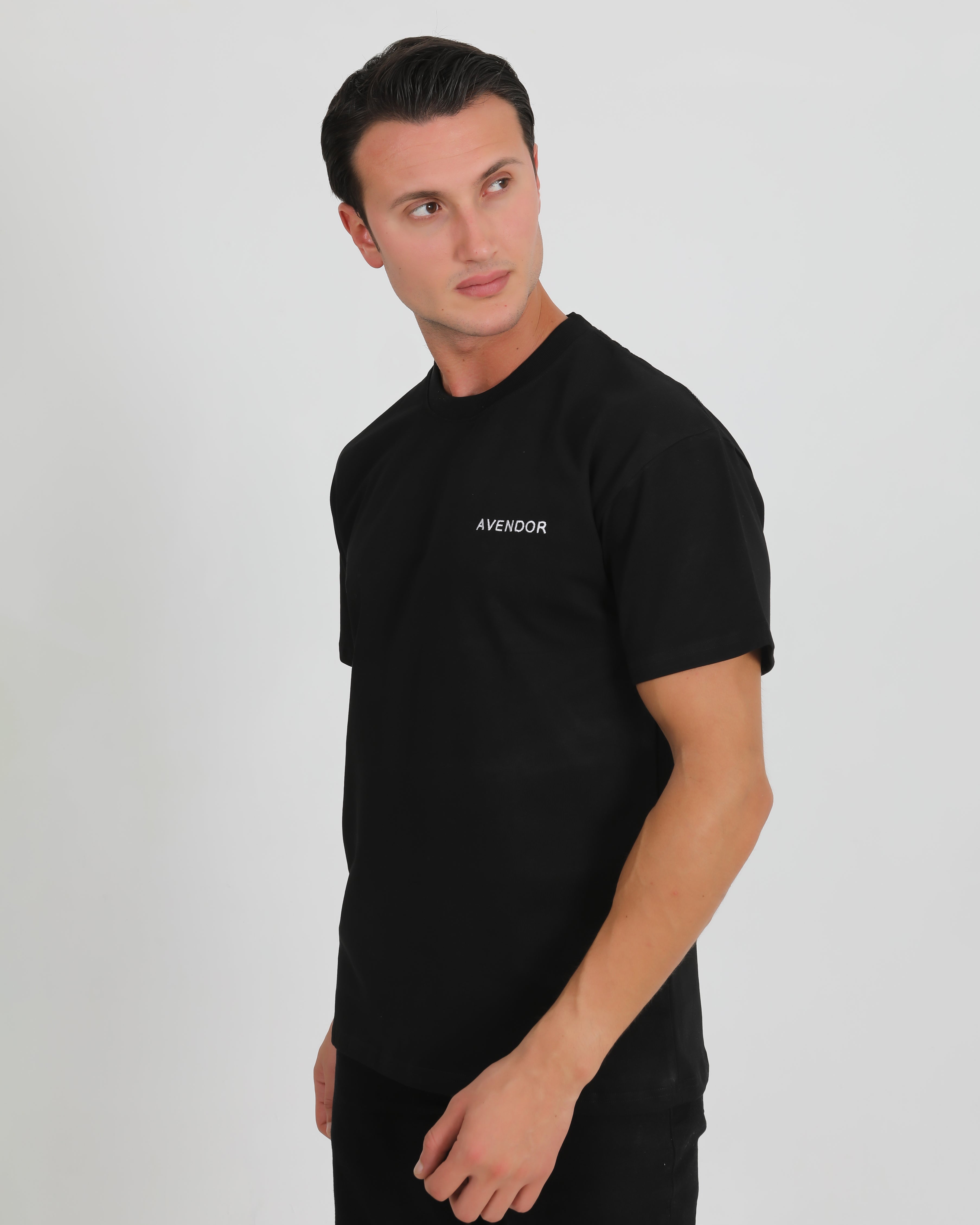 Avendor Classic T-Shirt Black
